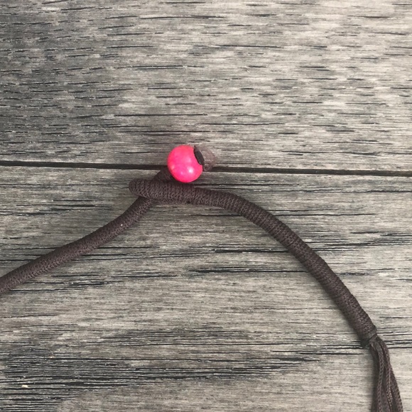 Boho hand made wooden woman’s necklace - Picture 8 of 8